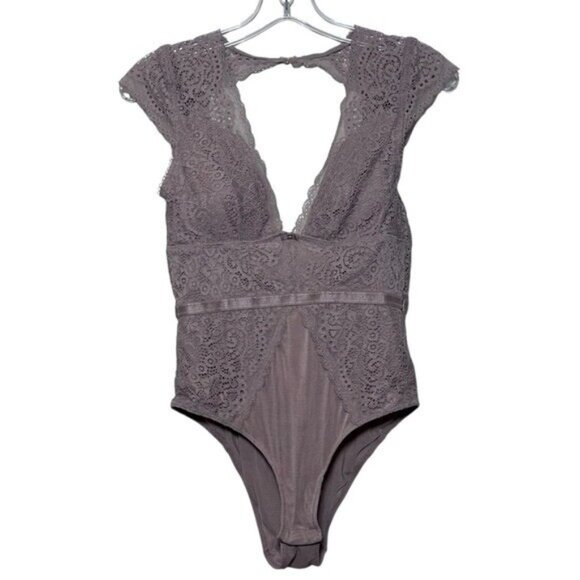 Sophie B Women's S Lace Mesh Bodysuit Cap Sleeve Mauve 307427 V Neck Open Back - Picture 1 of 8